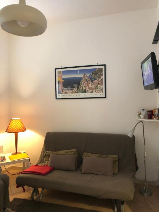 Caio Asinio Apartment Neapel Exteriör bild